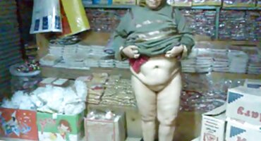 sex thuytiencute Người phụ nữ béo phục vụ giao hợp lồn gái xinh của ông chủ.