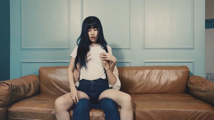 gay sex position Cậu chủ trẻ say rượu địt luôn em nhân viên pha chế quán bar